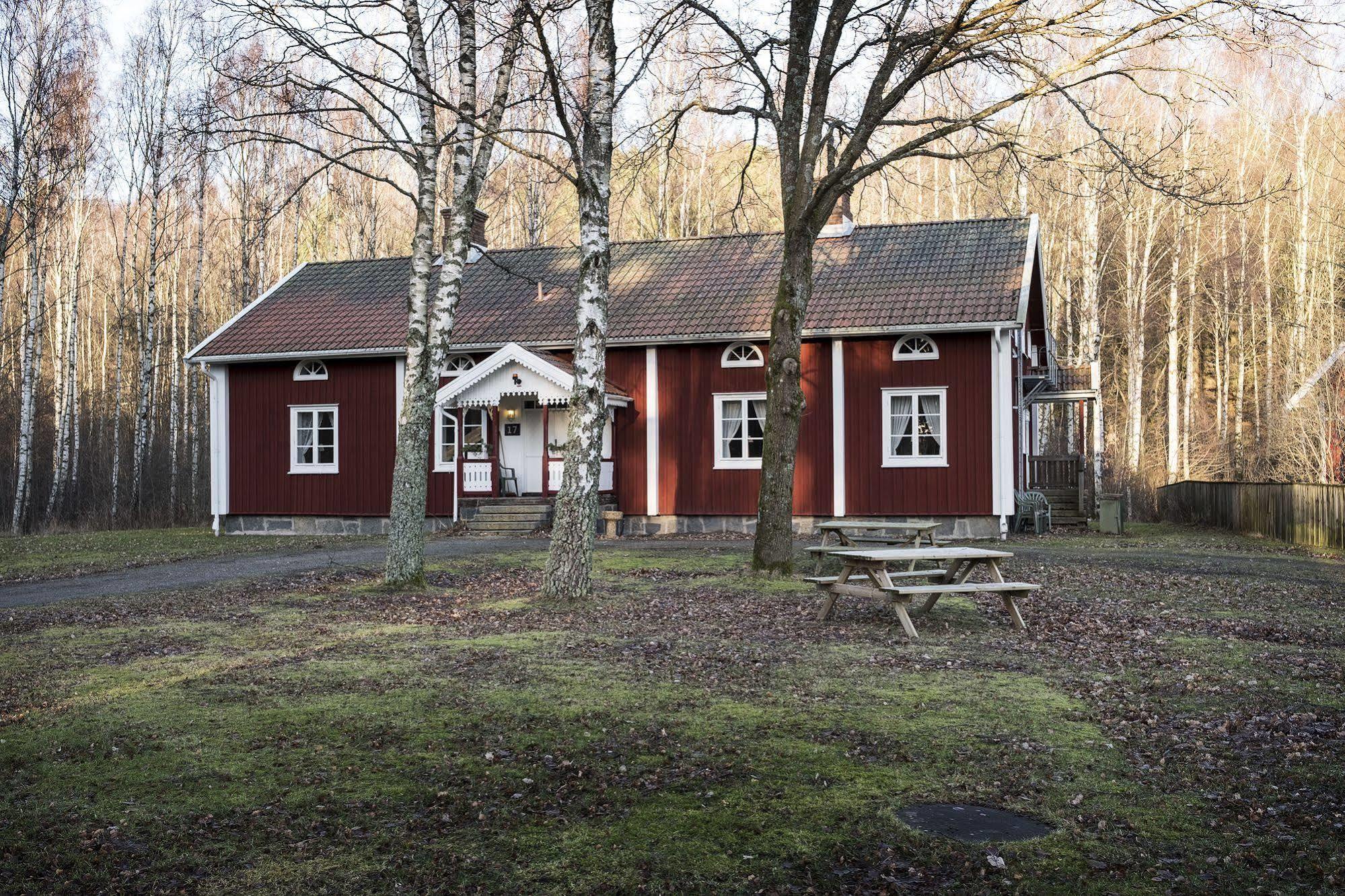 Nordiska Folkhoegskolan Bed And Breakfast クンゲルブ エクステリア 写真
