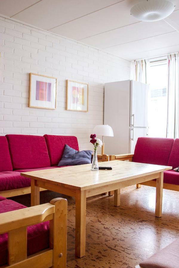Nordiska Folkhoegskolan Bed And Breakfast クンゲルブ エクステリア 写真